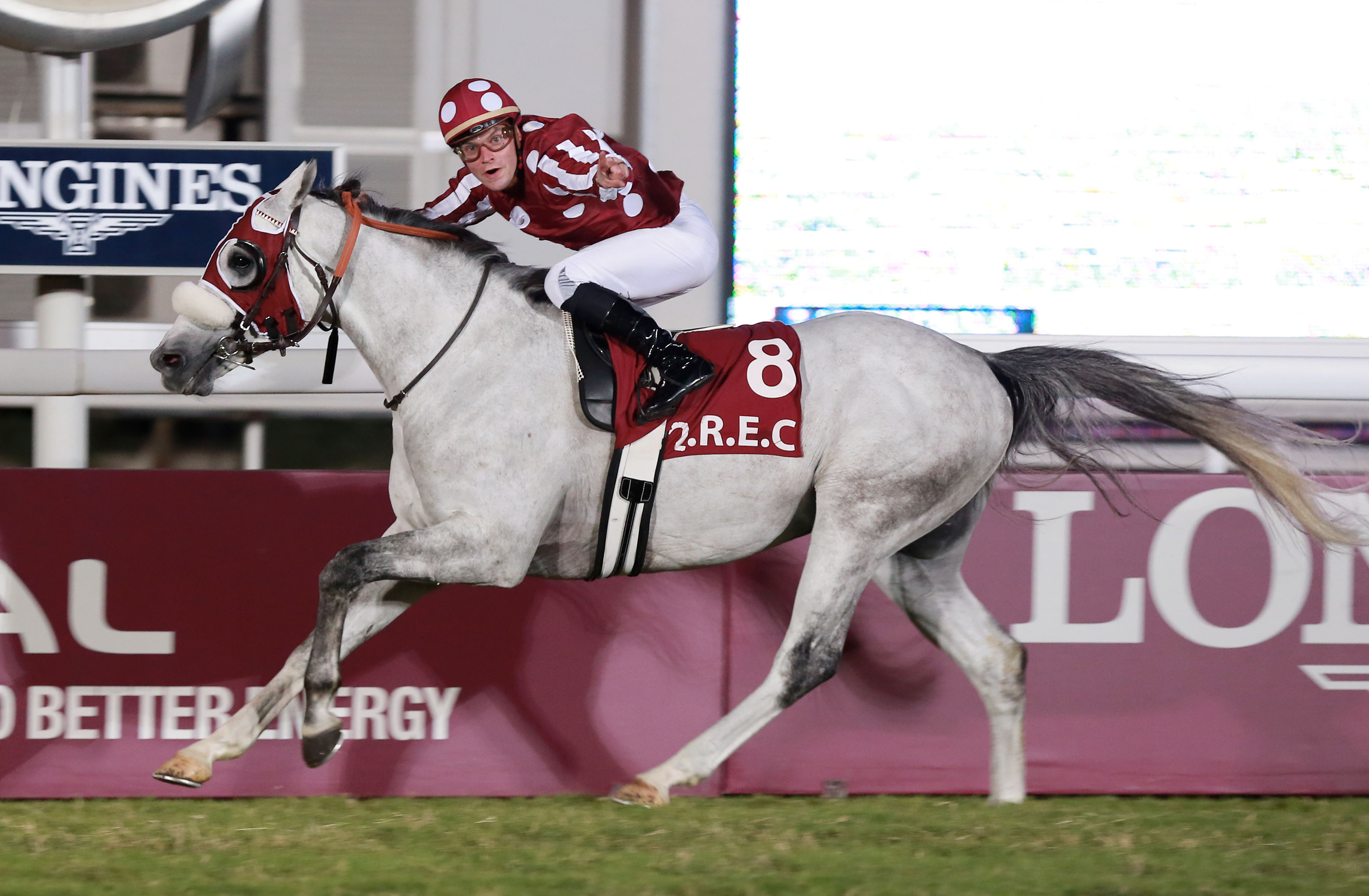 TM_Thunder_Struck_Winner_of_Qatar_National_Trophy